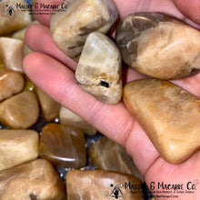 Load image into Gallery viewer, Peach Moonstone Crystal: New Beginnings, Inspiration, Psychic Abilities