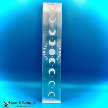 Load image into Gallery viewer, Selenite Moon Phase Bar / Charging Plate