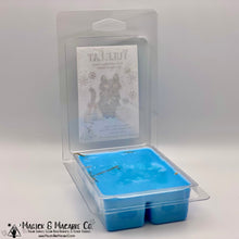 Load image into Gallery viewer, Yule Cat Wax Melts: Bayberry & Pine Forest | Home Blessing & Manifestation |