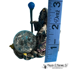 Load image into Gallery viewer, Metal Wizard Statue
