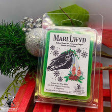 Load image into Gallery viewer, Mari Lwyd Wax Melts: Baked Pear &amp; Cinnamon Sugar | Prosperity | Happiness |
