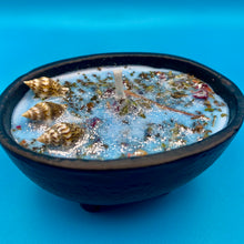 Load image into Gallery viewer, Mini Cauldron Spell Candle: Pick Your Intention | Aphrodite&#39;s Kiss | Manifestation | Paranormal Tea Party | Morrigan
